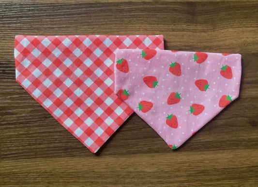 “Strawberry Picnic” OTC Reversible Dog Bandana
