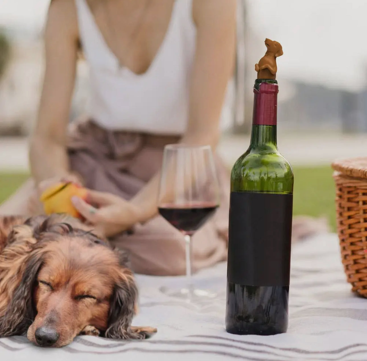 Winer Dog — Dachshund Bottle Stopper